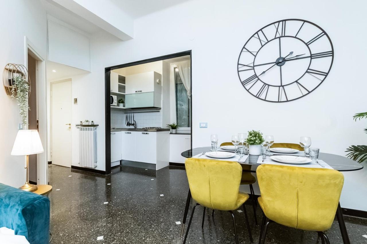 Immobirent - "Acquario" Luxury In Pieno Centro Appartement Genua Buitenkant foto